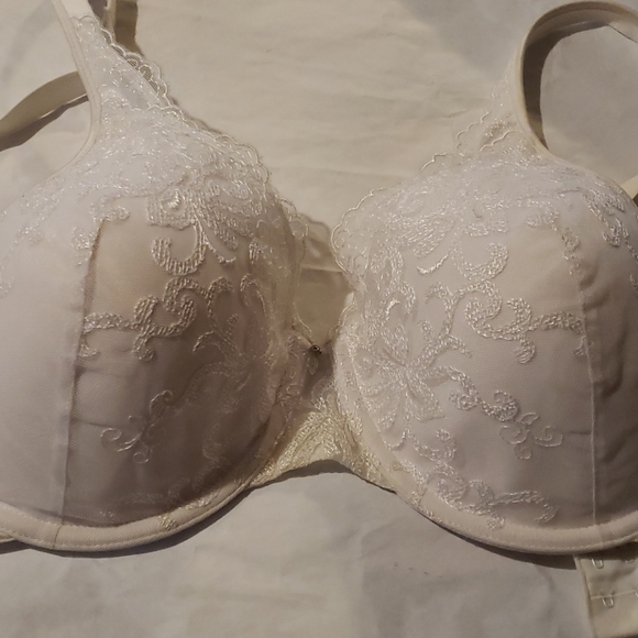 Bra - Picture 2 of 8